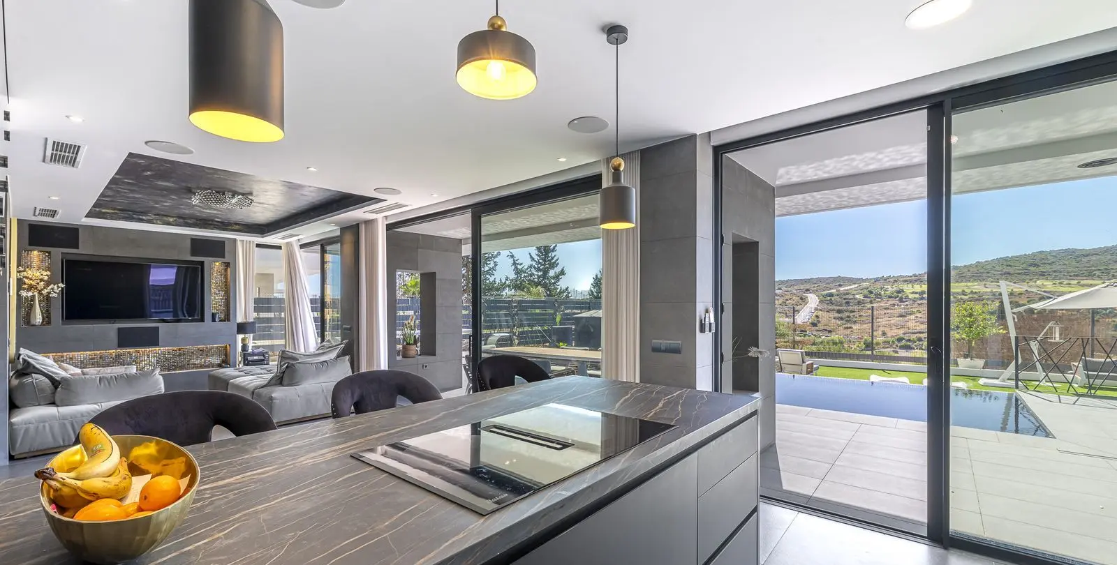Venta de villa independiente en Valle Romano 20