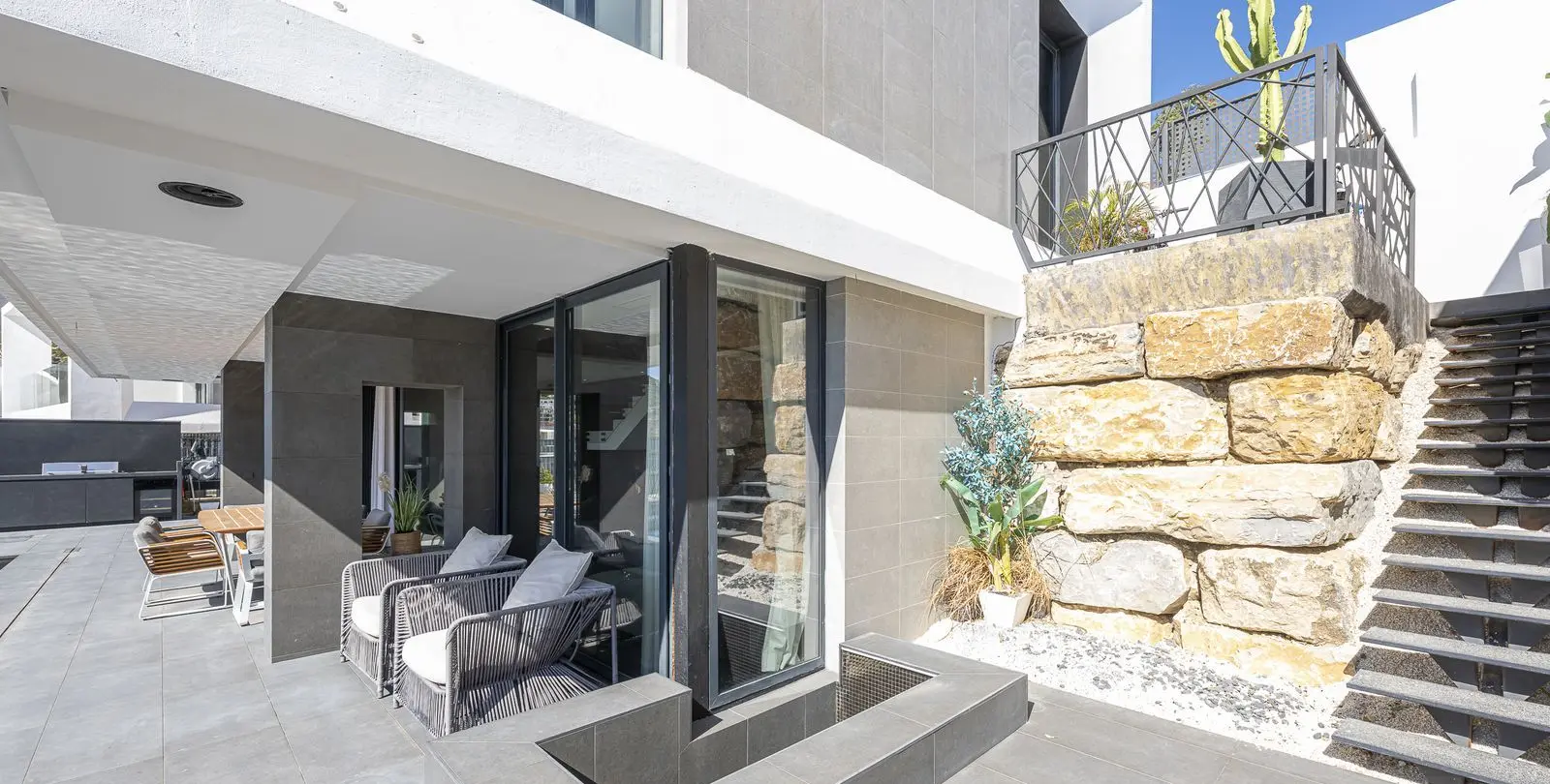 Venta de villa independiente en Valle Romano 57
