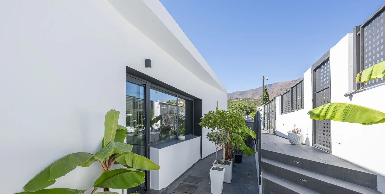 Venta de villa independiente en Valle Romano 79
