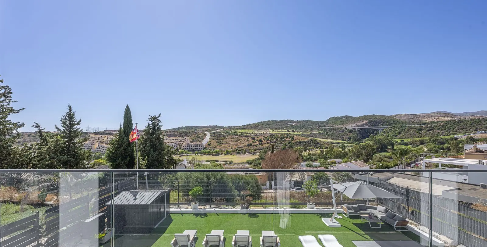 Venta de villa independiente en Valle Romano 84