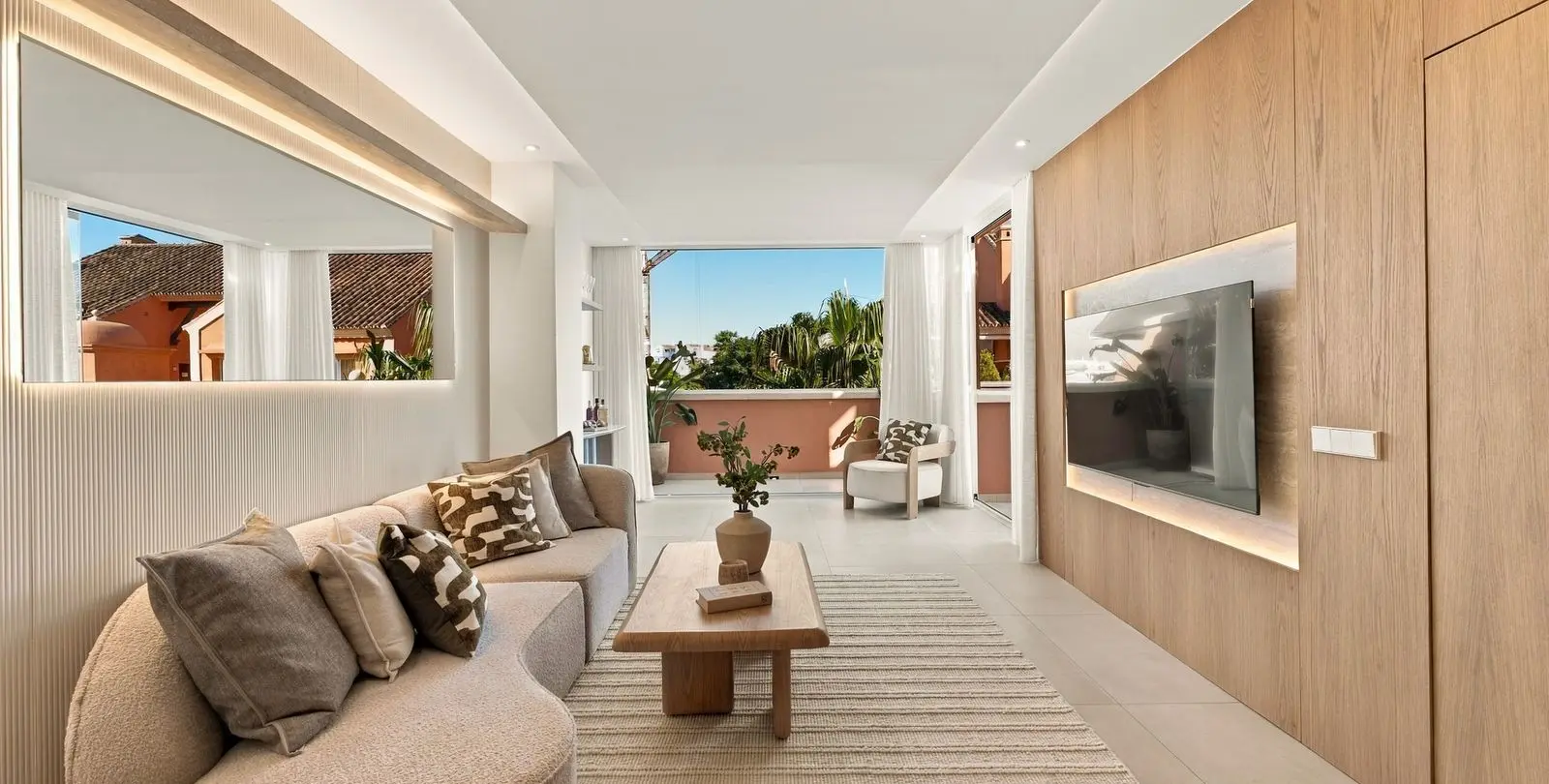 Venta de ático dúplex en Nueva Andalucía 5