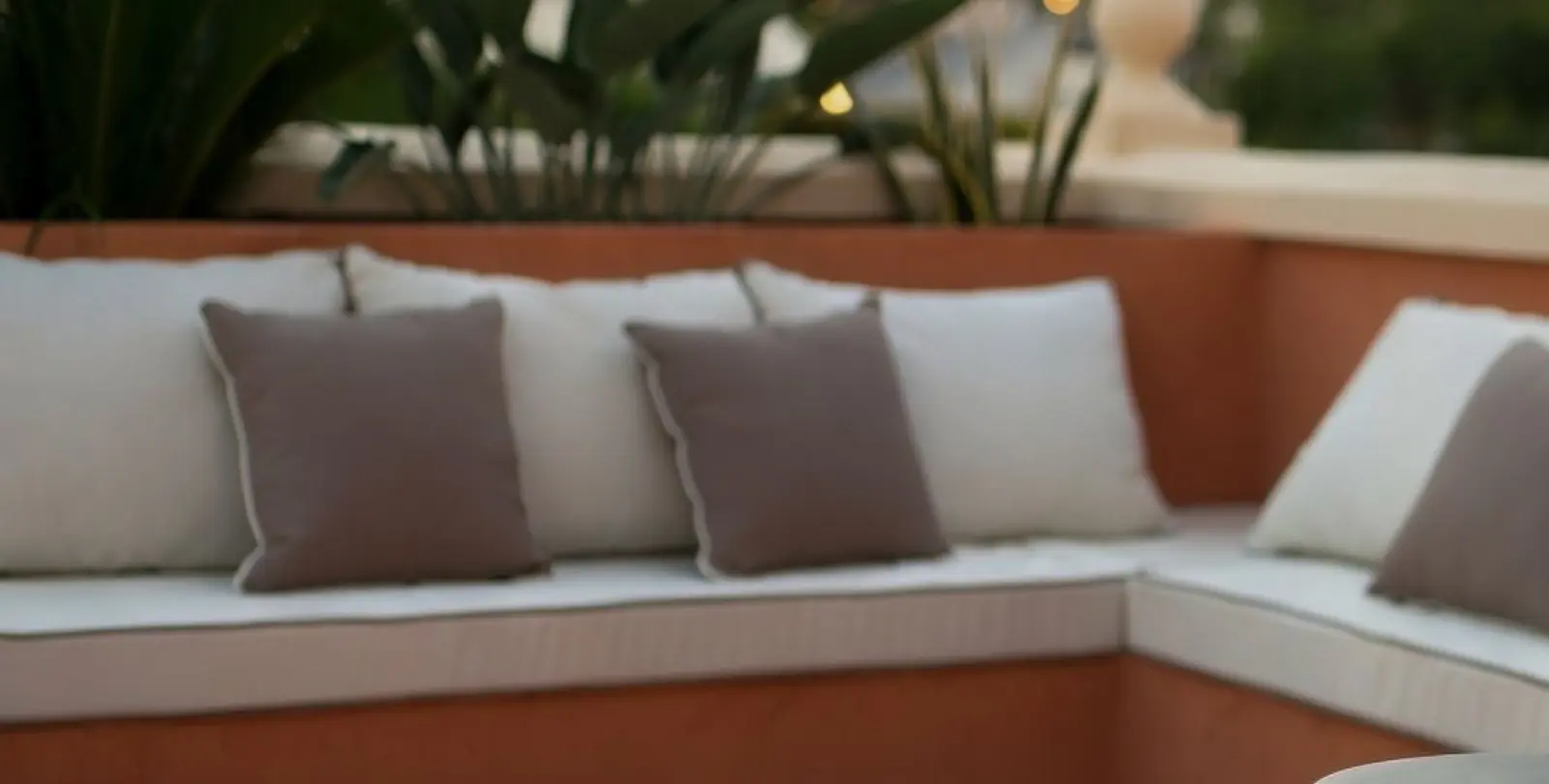 Venta de ático dúplex en Nueva Andalucía 50