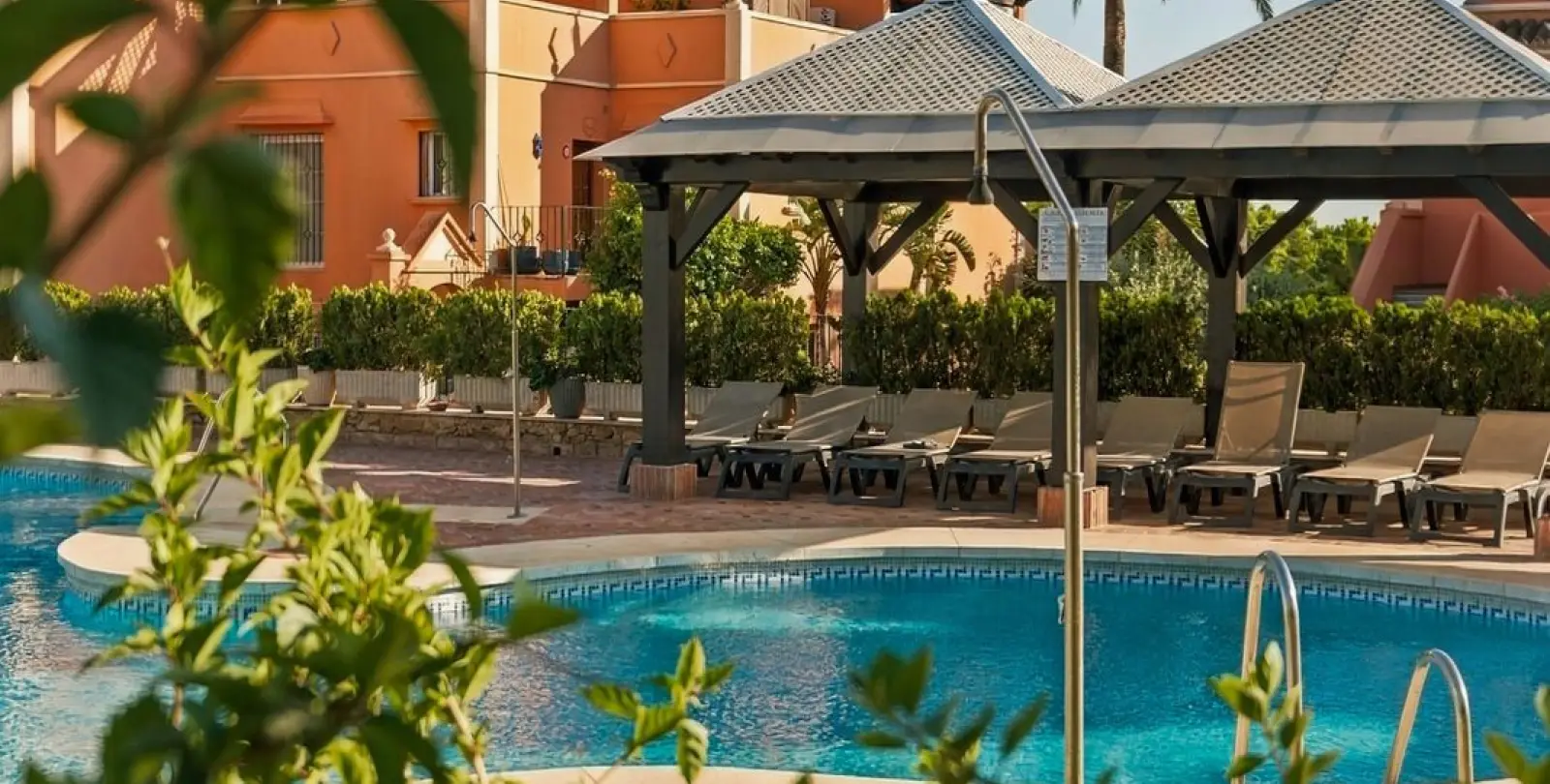 Venta de ático dúplex en Nueva Andalucía 79