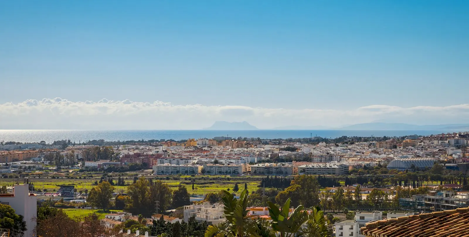 Venta de villa independiente en Nueva Andalucía 4