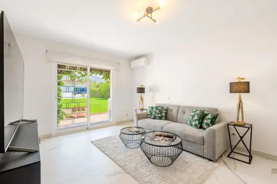 Image 20 thumb