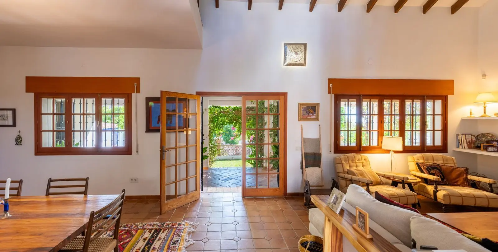 Venta de villa independiente en El Coto 3