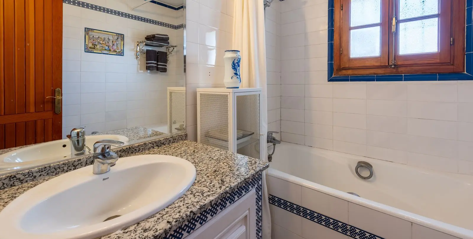 Venta de villa independiente en El Coto 16