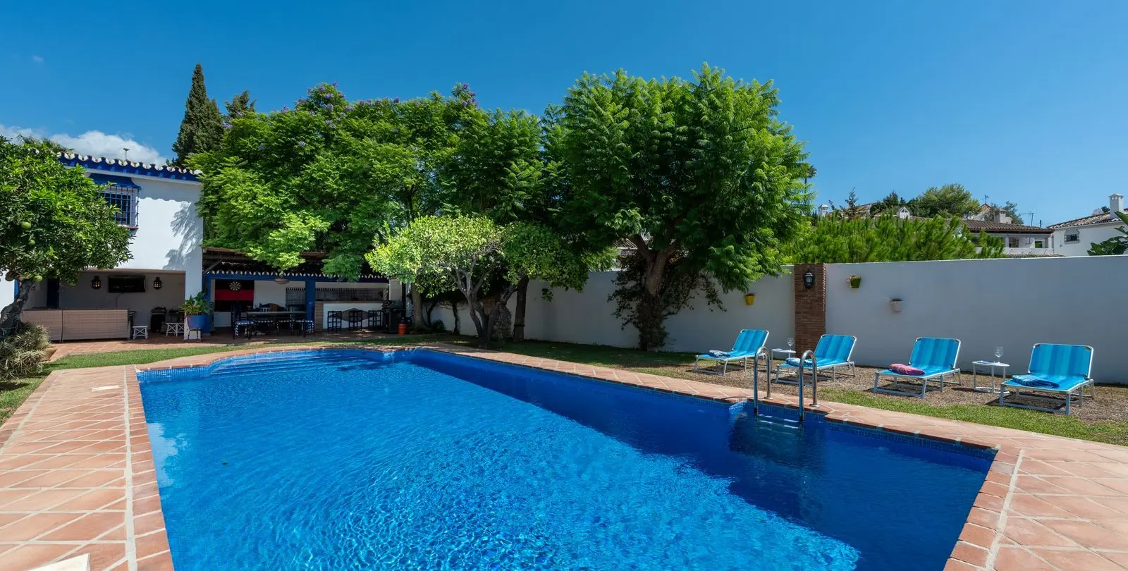 Venta de villa independiente en El Coto 56