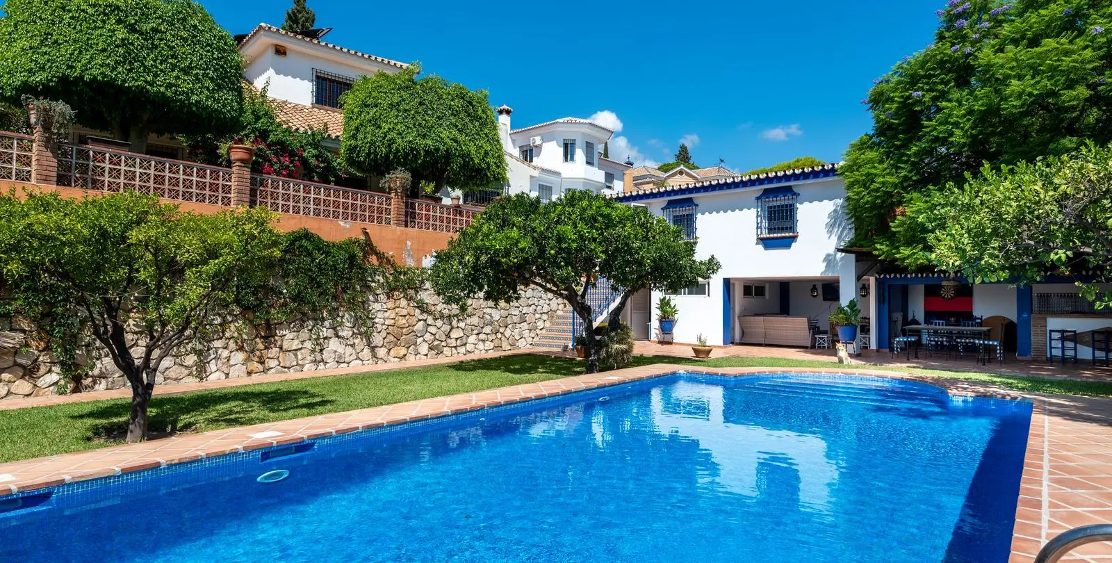 Venta de villa independiente en El Coto 58