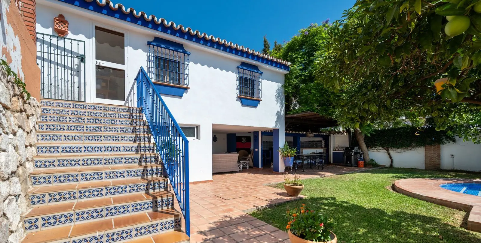 Venta de villa independiente en El Coto 77