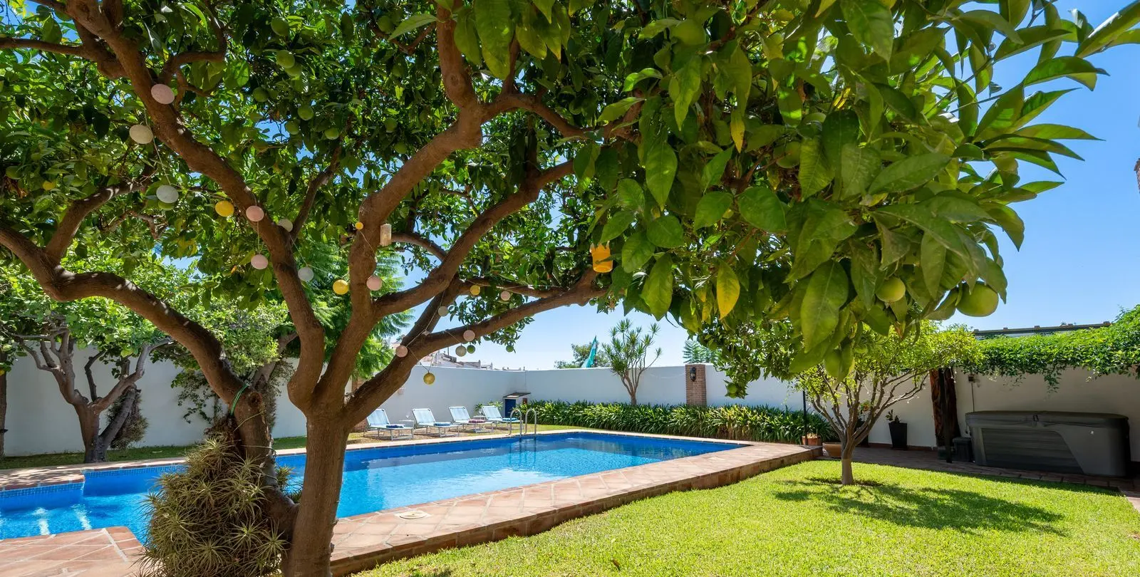 Venta de villa independiente en El Coto 79