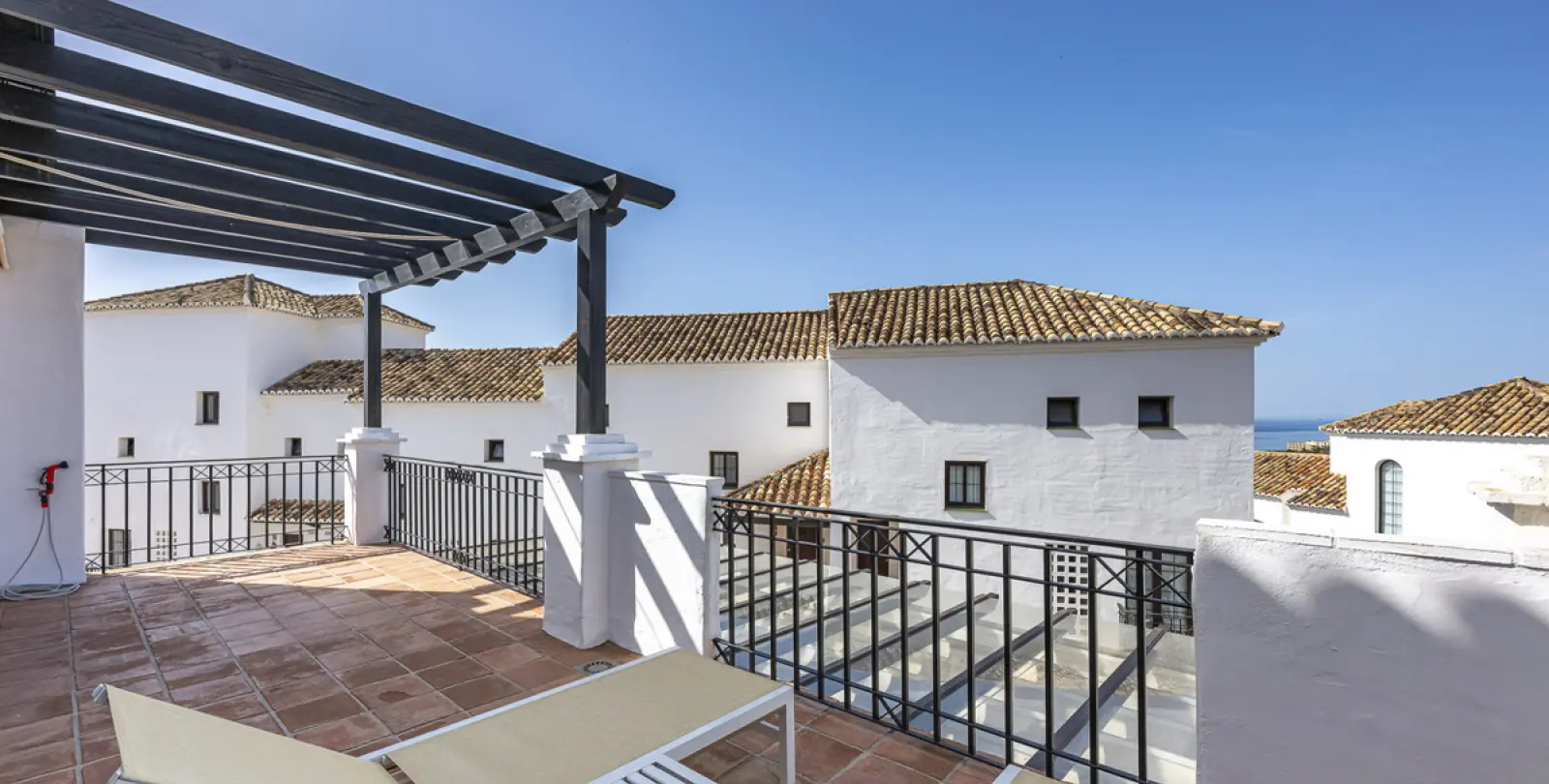 Alquiler a largo plazo de ático en Altos de los Monteros 31