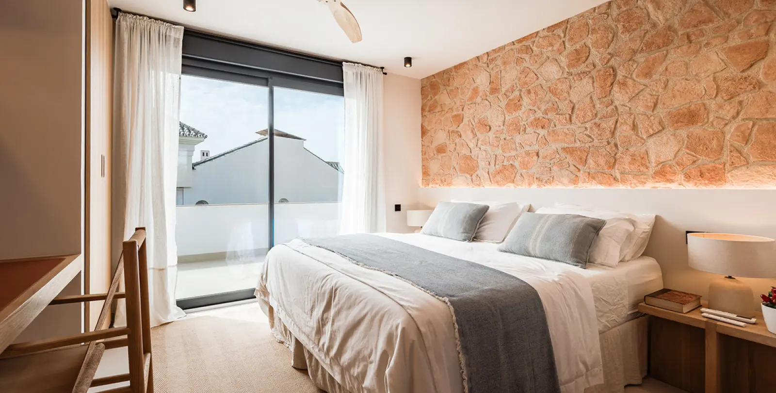 Short-term rent of detached villa in Marbella 4