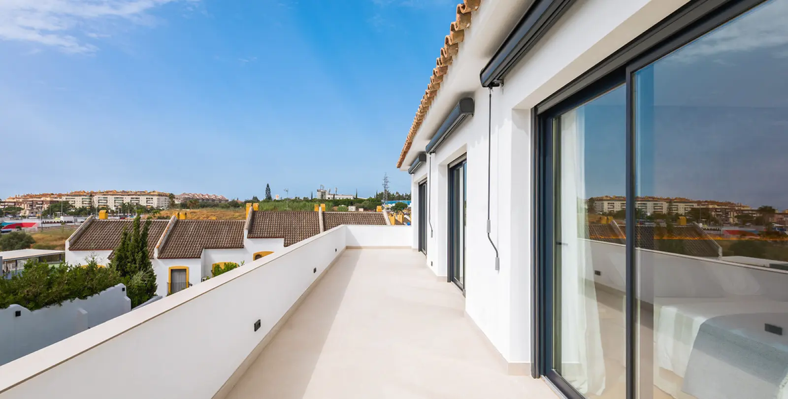 Short-term rent of detached villa in Marbella 42