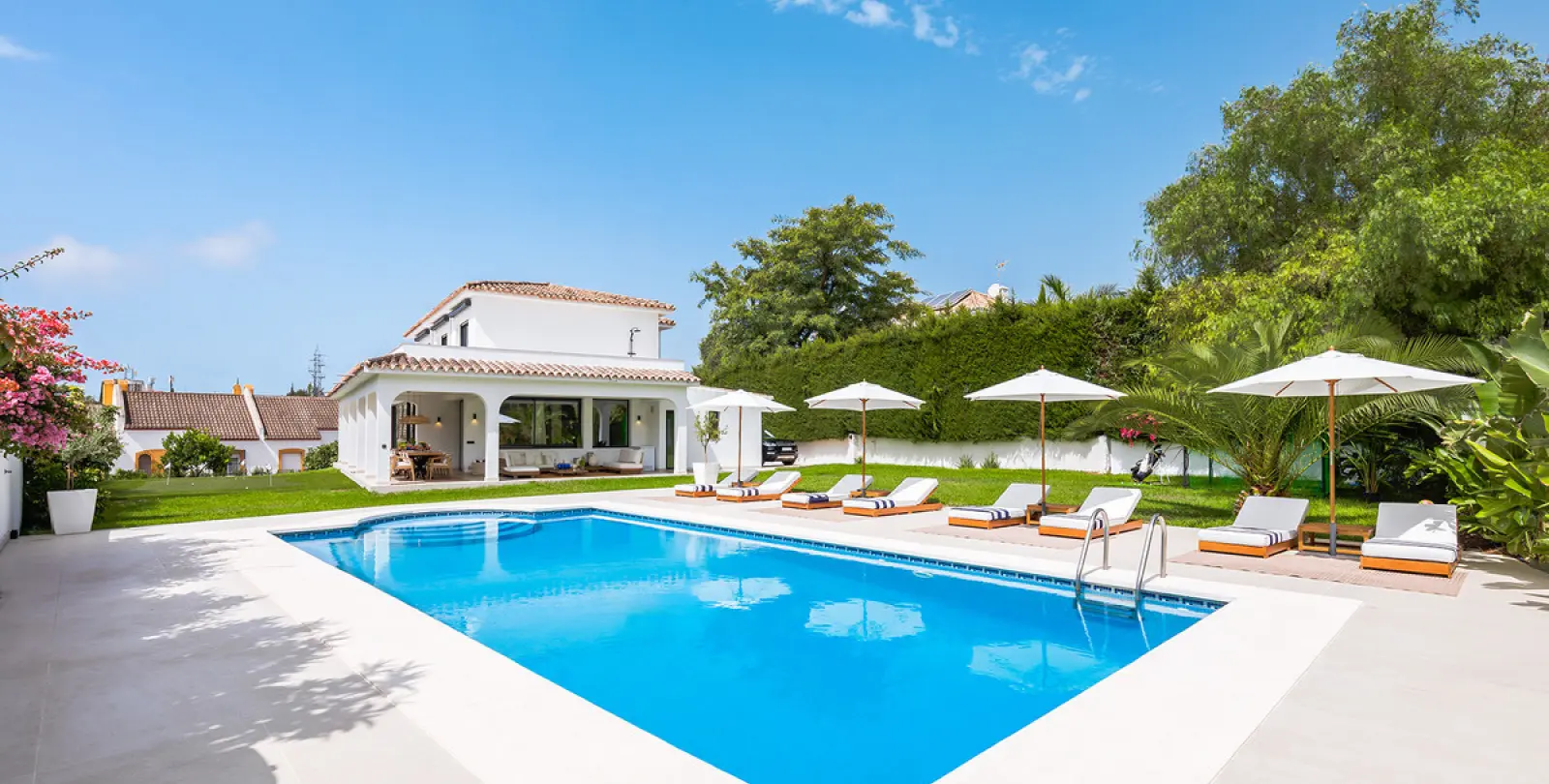 Short-term rent of detached villa in Marbella 48