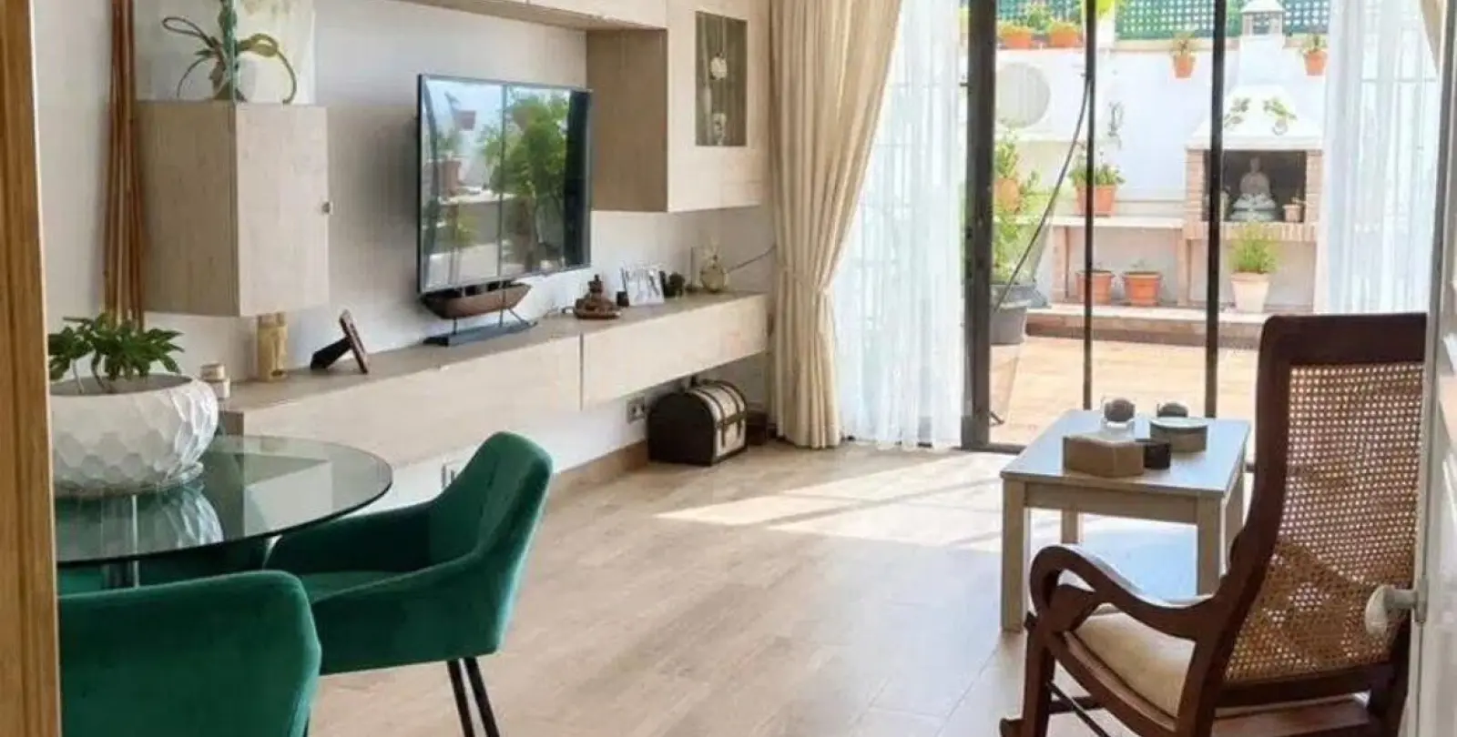 Venta de adosado en Elviria 1