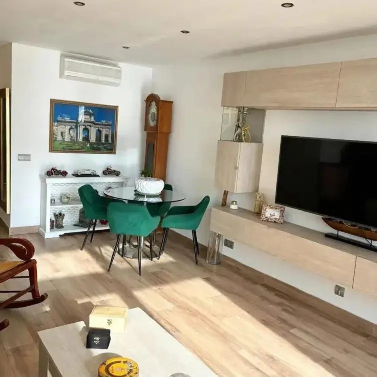 Venta de adosado en Elviria
