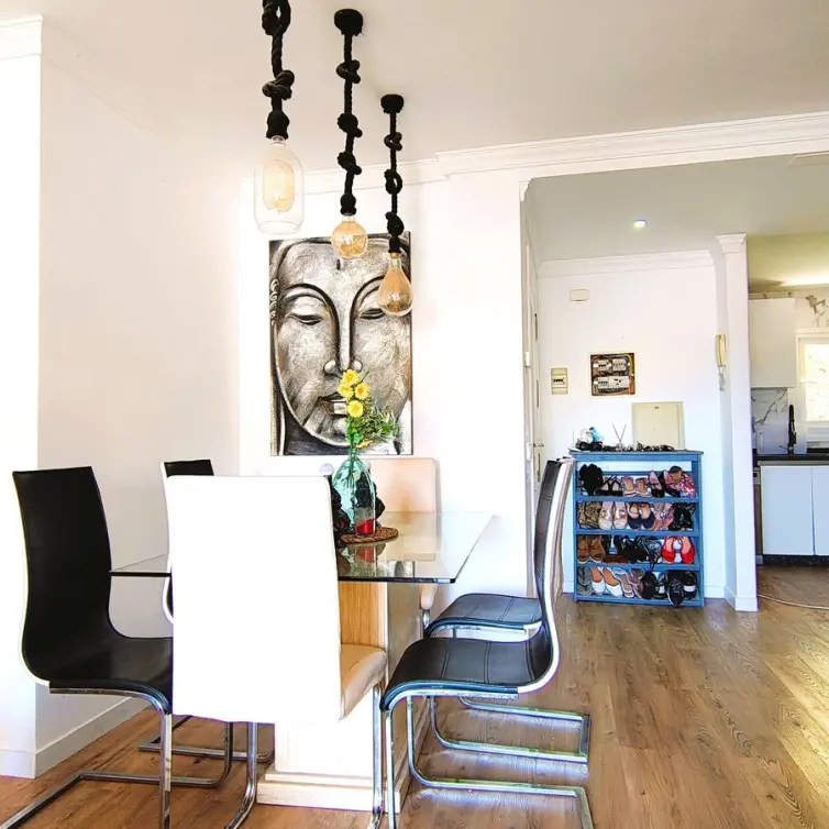 Venta de apartamento en planta media en La Quinta