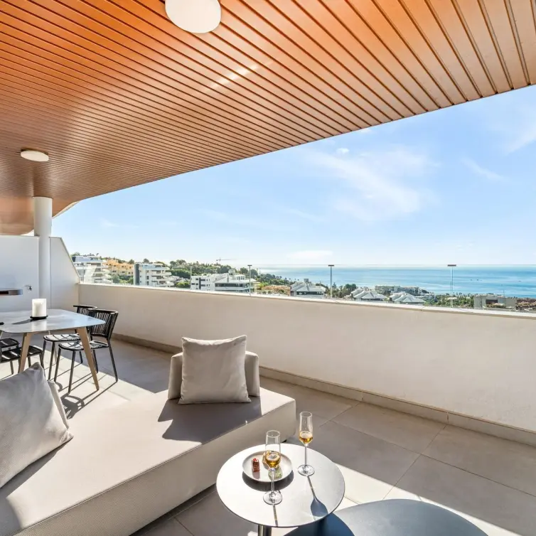 Продажа апартаментов на среднем этаже в Fuengirola