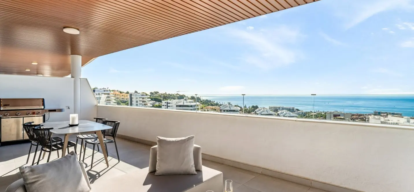 Venta de apartamento en planta media en Fuengirola 0