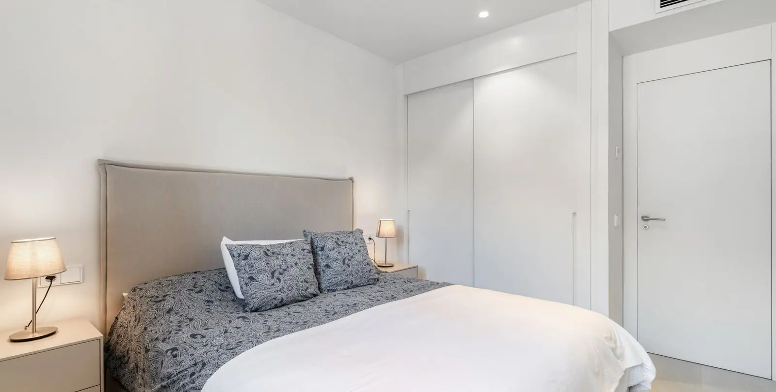 Venta de apartamento en planta media en Fuengirola 33