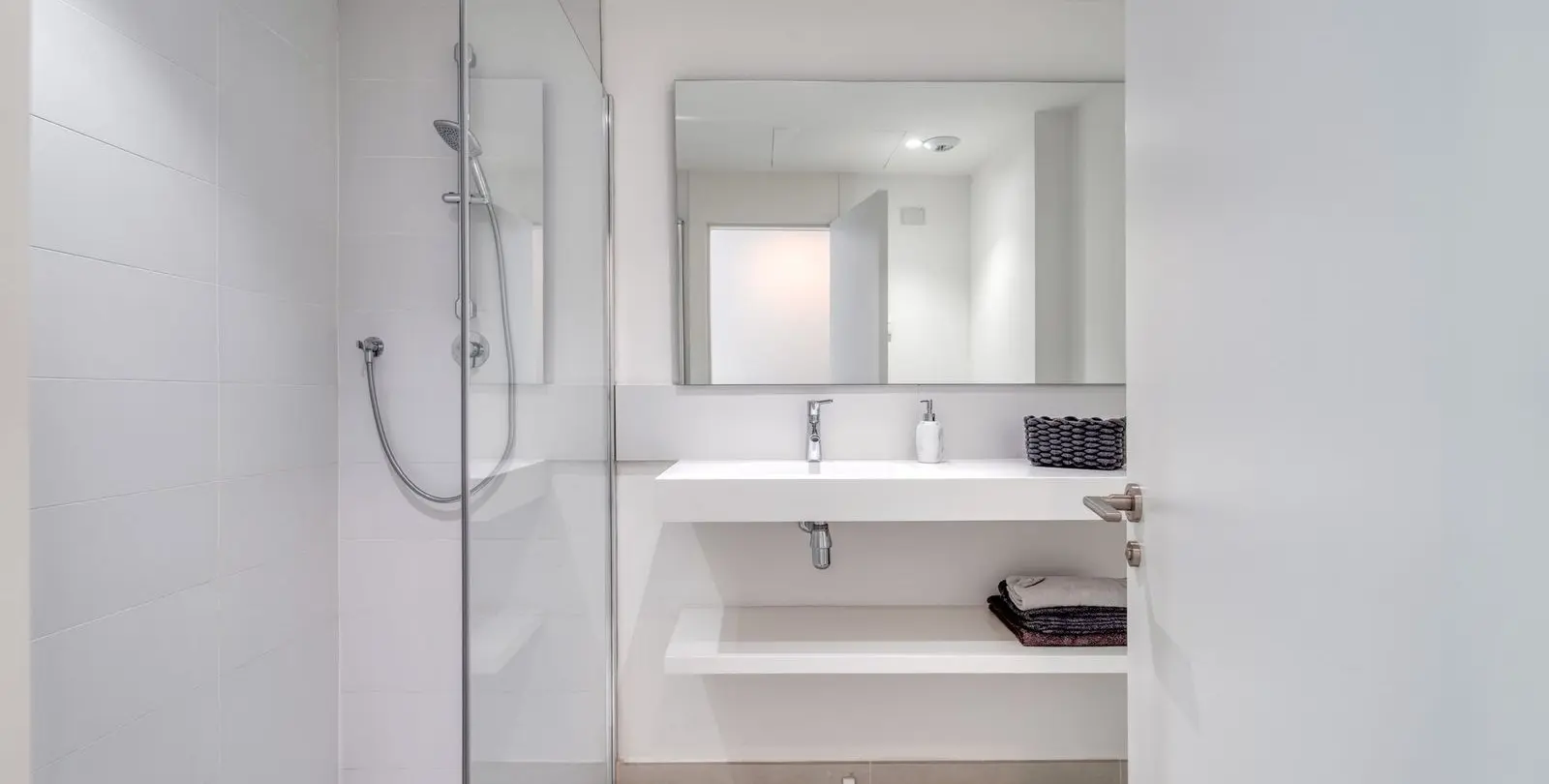 Venta de apartamento en planta media en Fuengirola 35