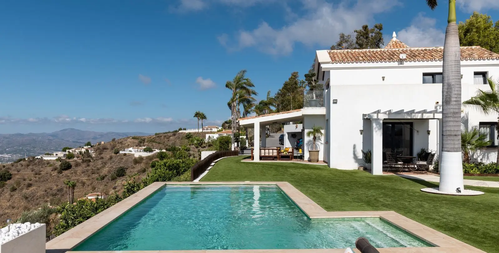 Venta de villa independiente en Arenas 20