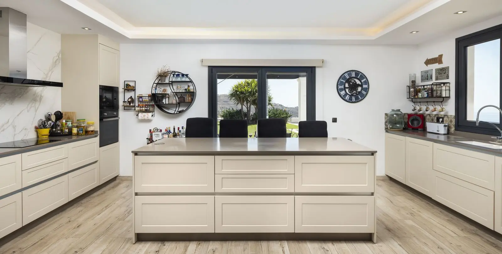 Venta de villa independiente en Arenas 26