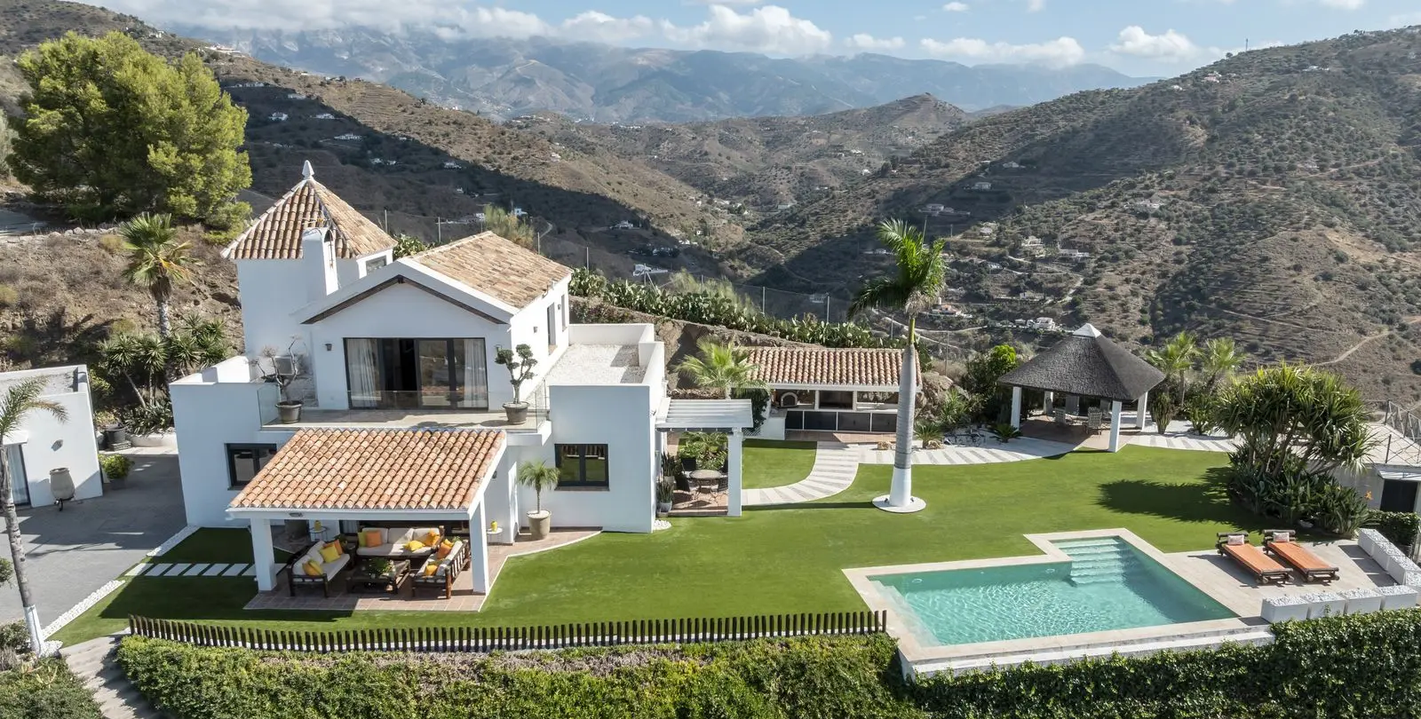 Venta de villa independiente en Arenas 54