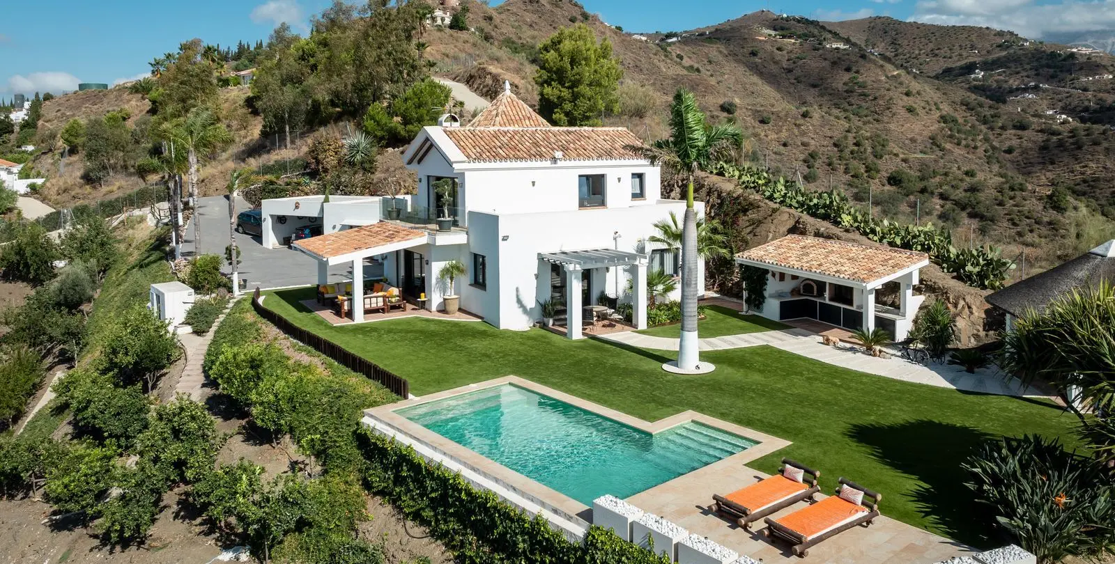 Venta de villa independiente en Arenas 55
