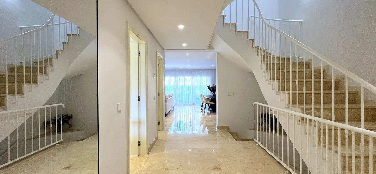 Venta de adosado en Estepona 2