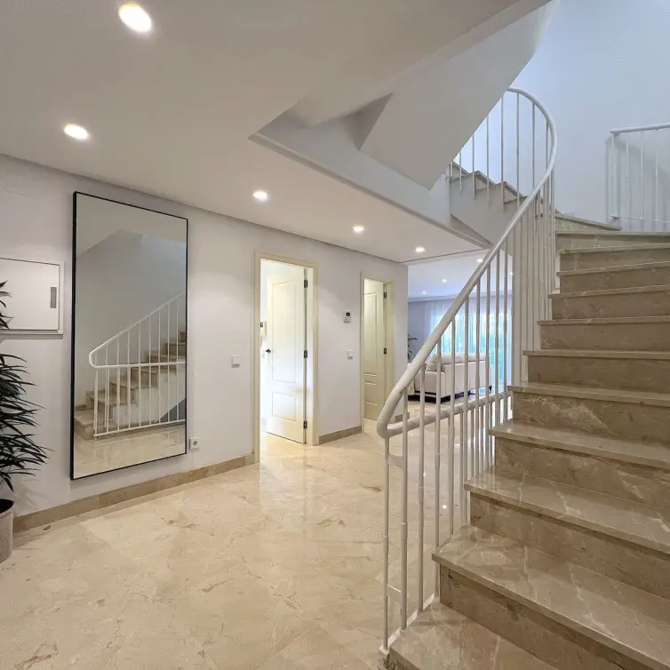 Sale of townhouse in Estepona