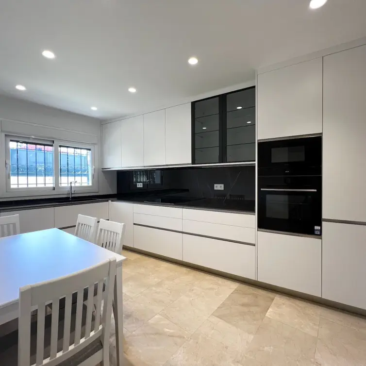 Sale of townhouse in Estepona
