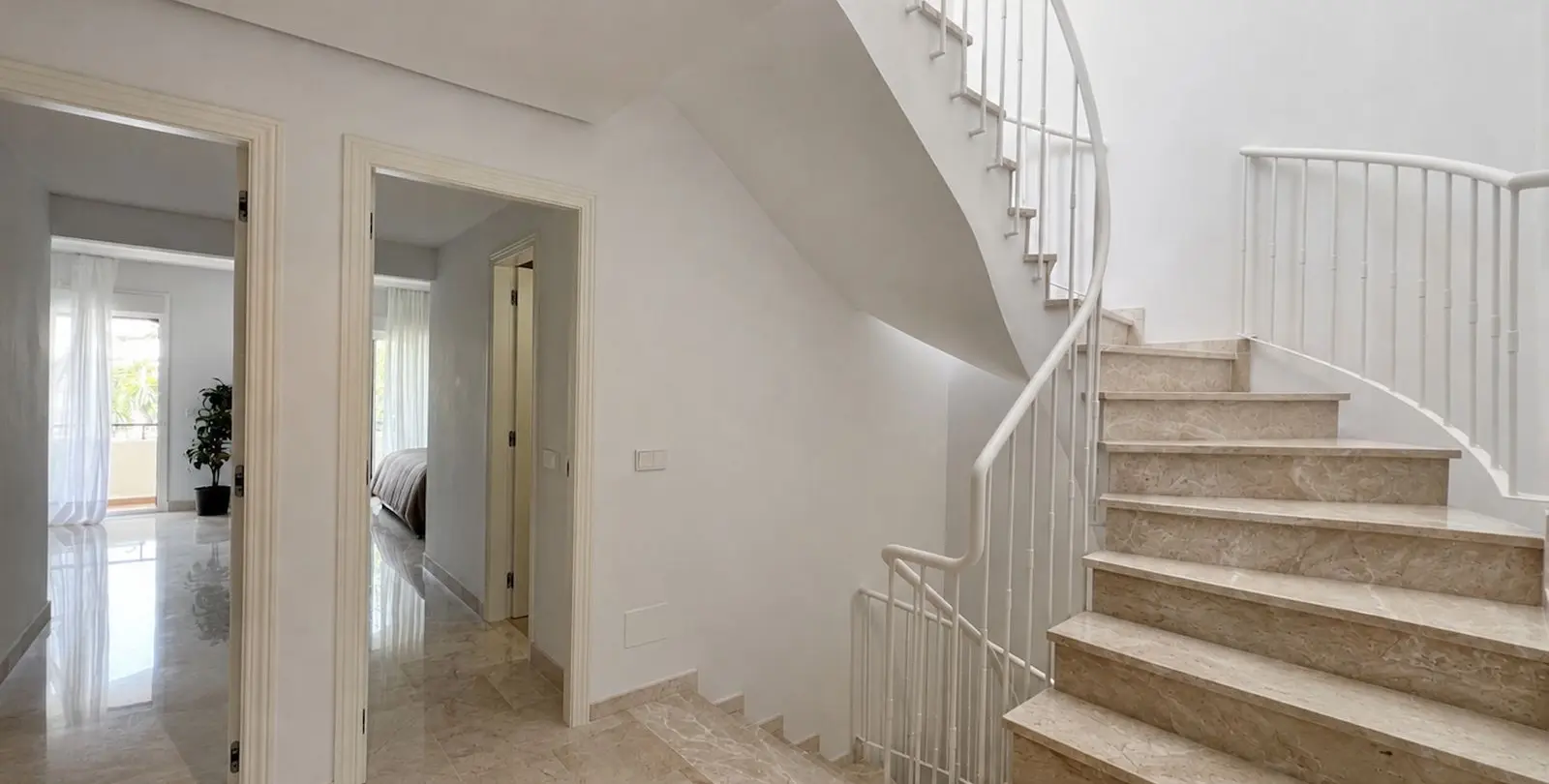 Venta de adosado en Estepona 39