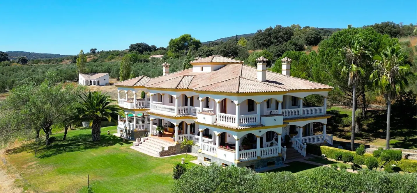Venta de finca - cortijo en Ronda 0