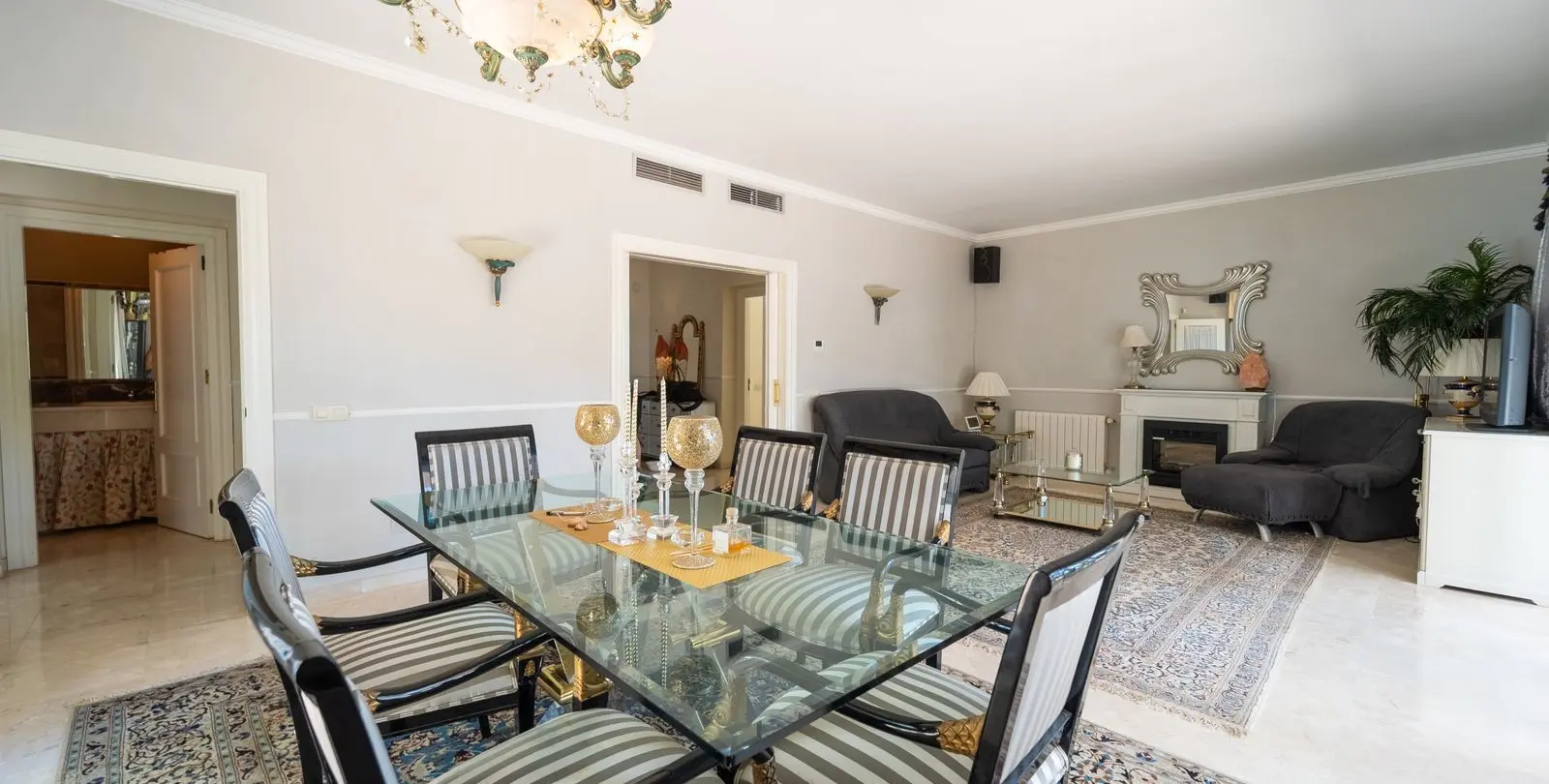 Venta de villa independiente en El Rosario 10