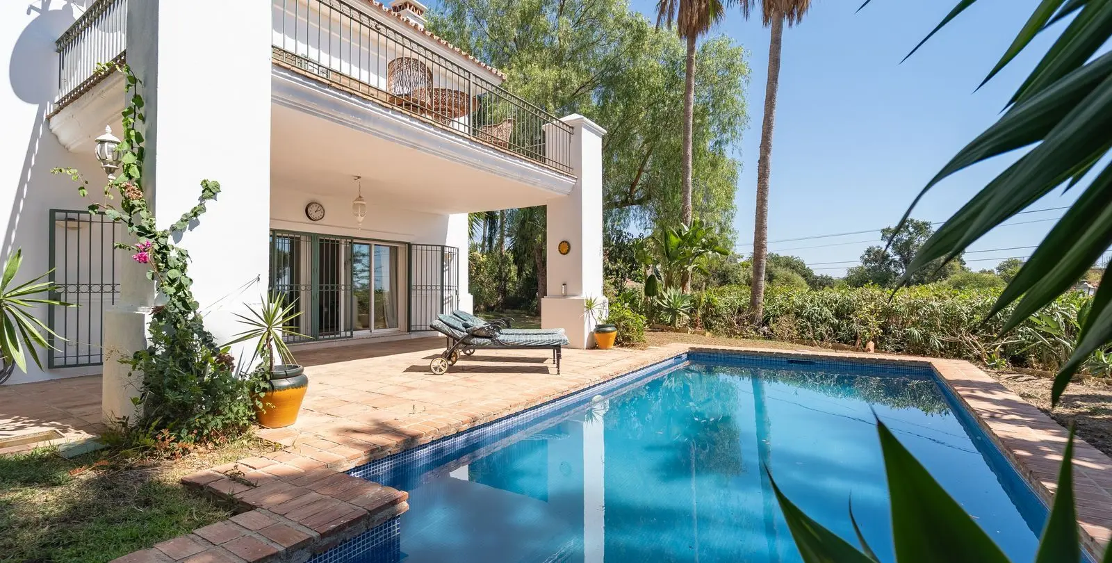 Venta de villa independiente en El Rosario 12