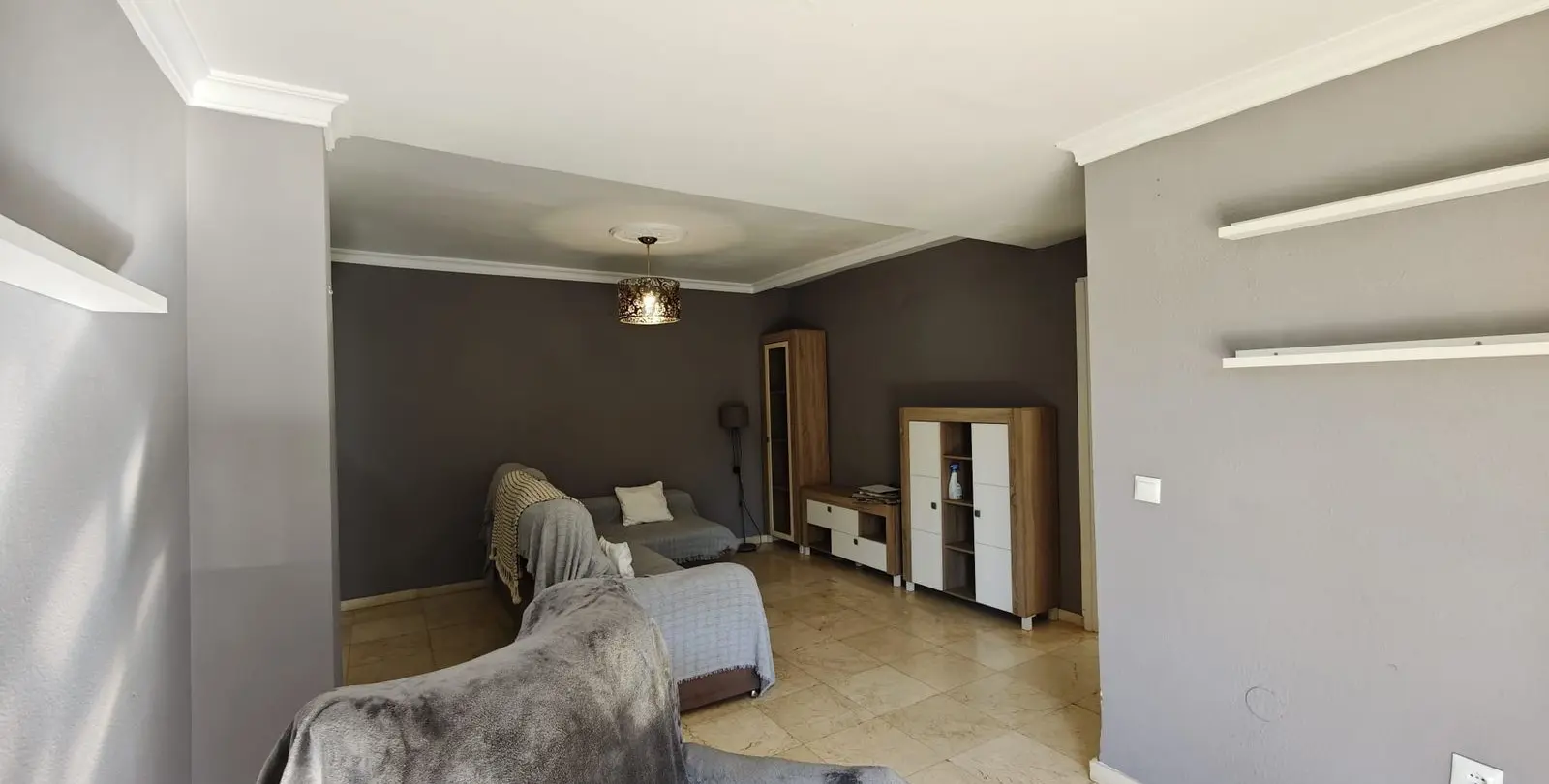 Sale of middle floor apartment in Marbella 4