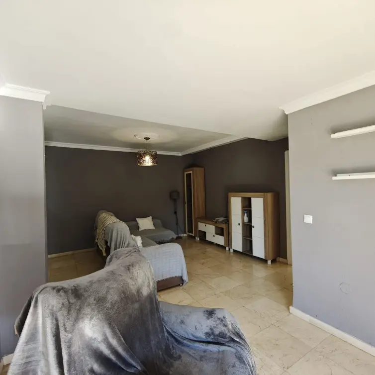 Sale of middle floor apartment in Marbella