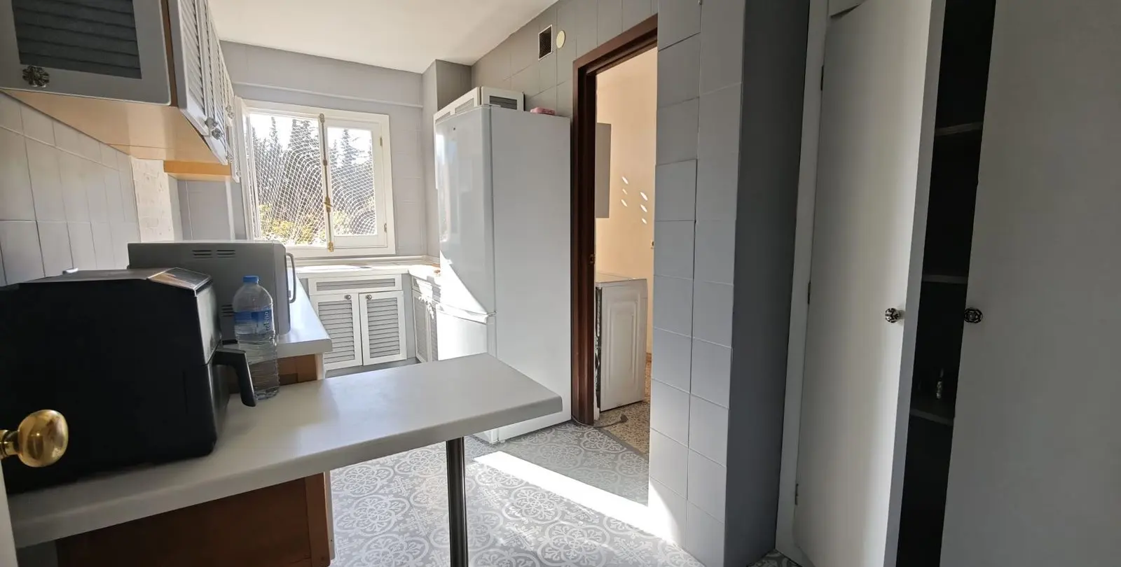 Sale of middle floor apartment in Marbella 8