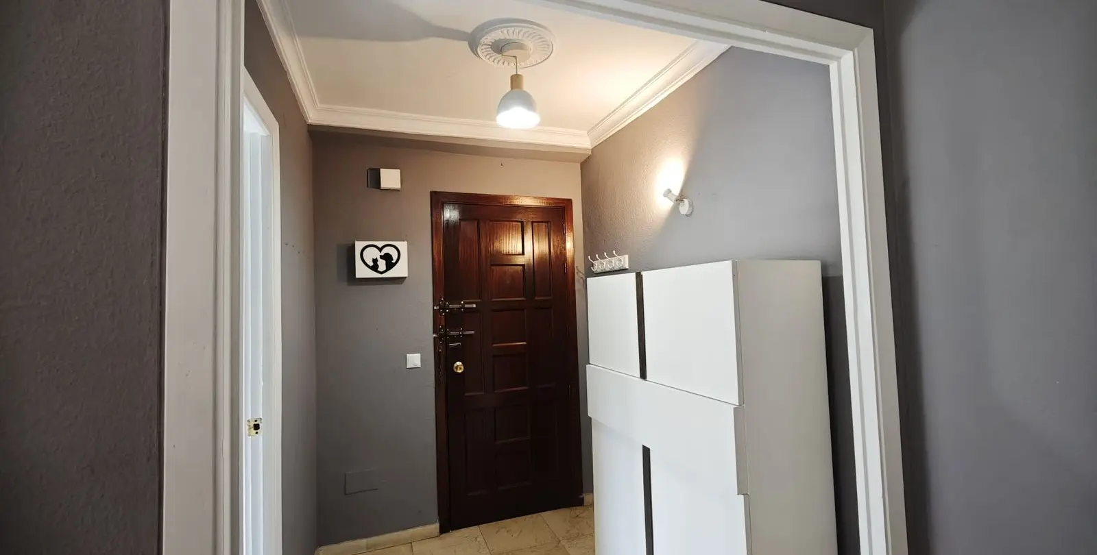Sale of middle floor apartment in Marbella 10