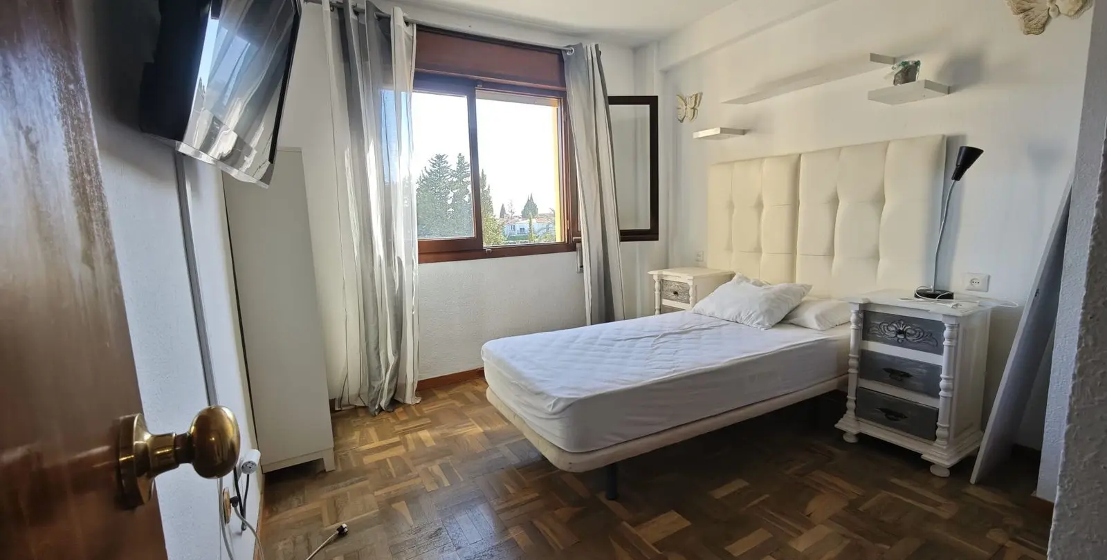 Sale of middle floor apartment in Marbella 18