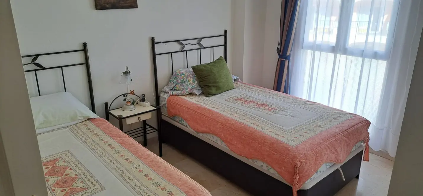 Продажа апартаментов на среднем этаже в Fuengirola 1