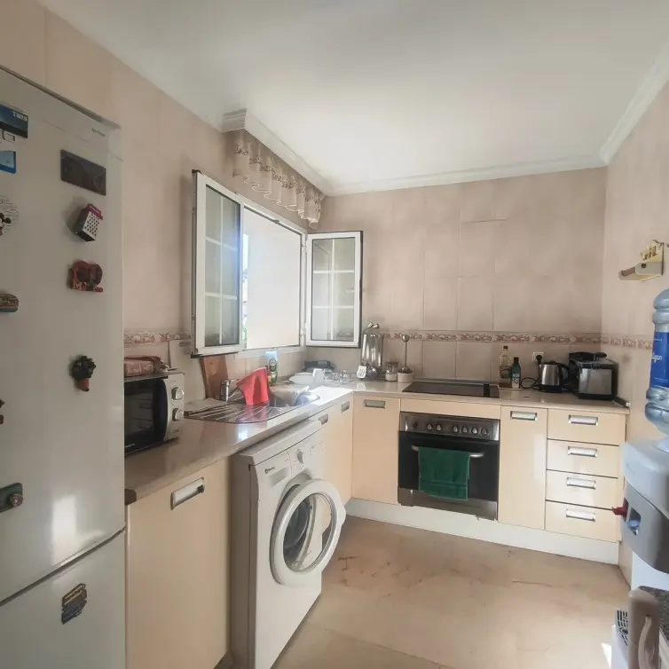 Продажа апартаментов на среднем этаже в Fuengirola