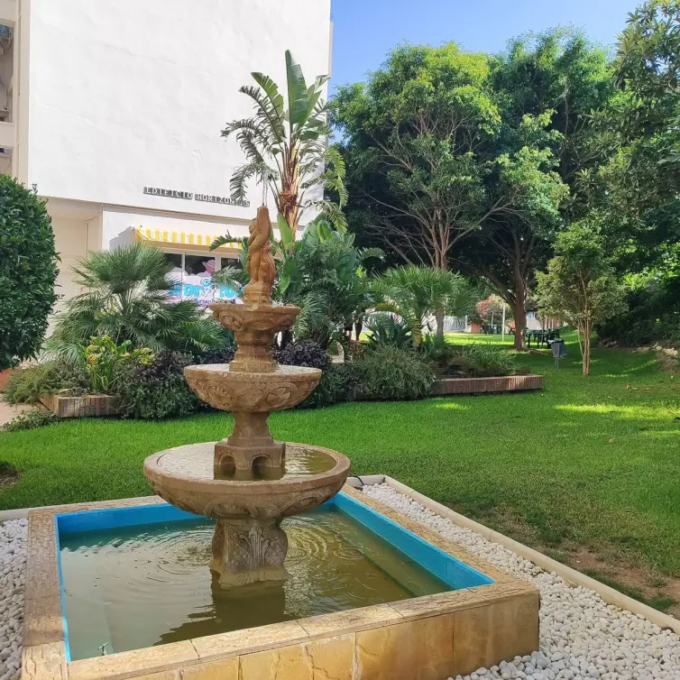 Продажа апартаментов на среднем этаже в Fuengirola