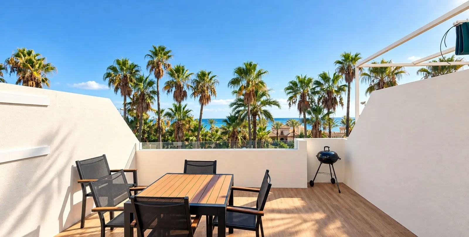 Sale of townhouse in El Faro 3