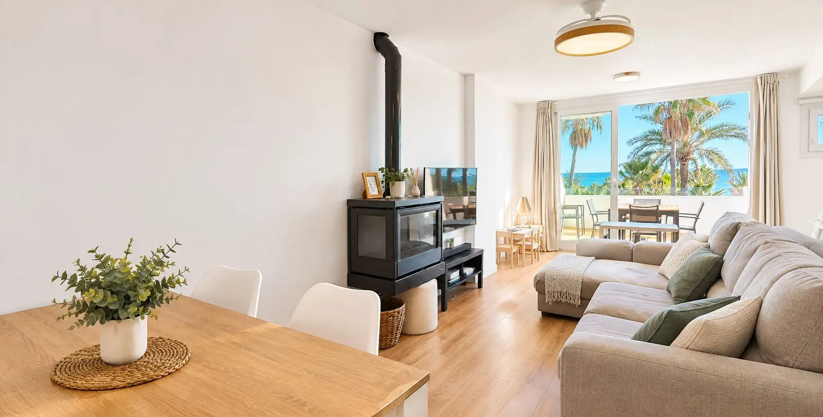 Sale of townhouse in El Faro 6