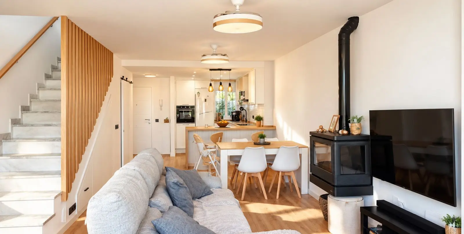 Sale of townhouse in El Faro 7