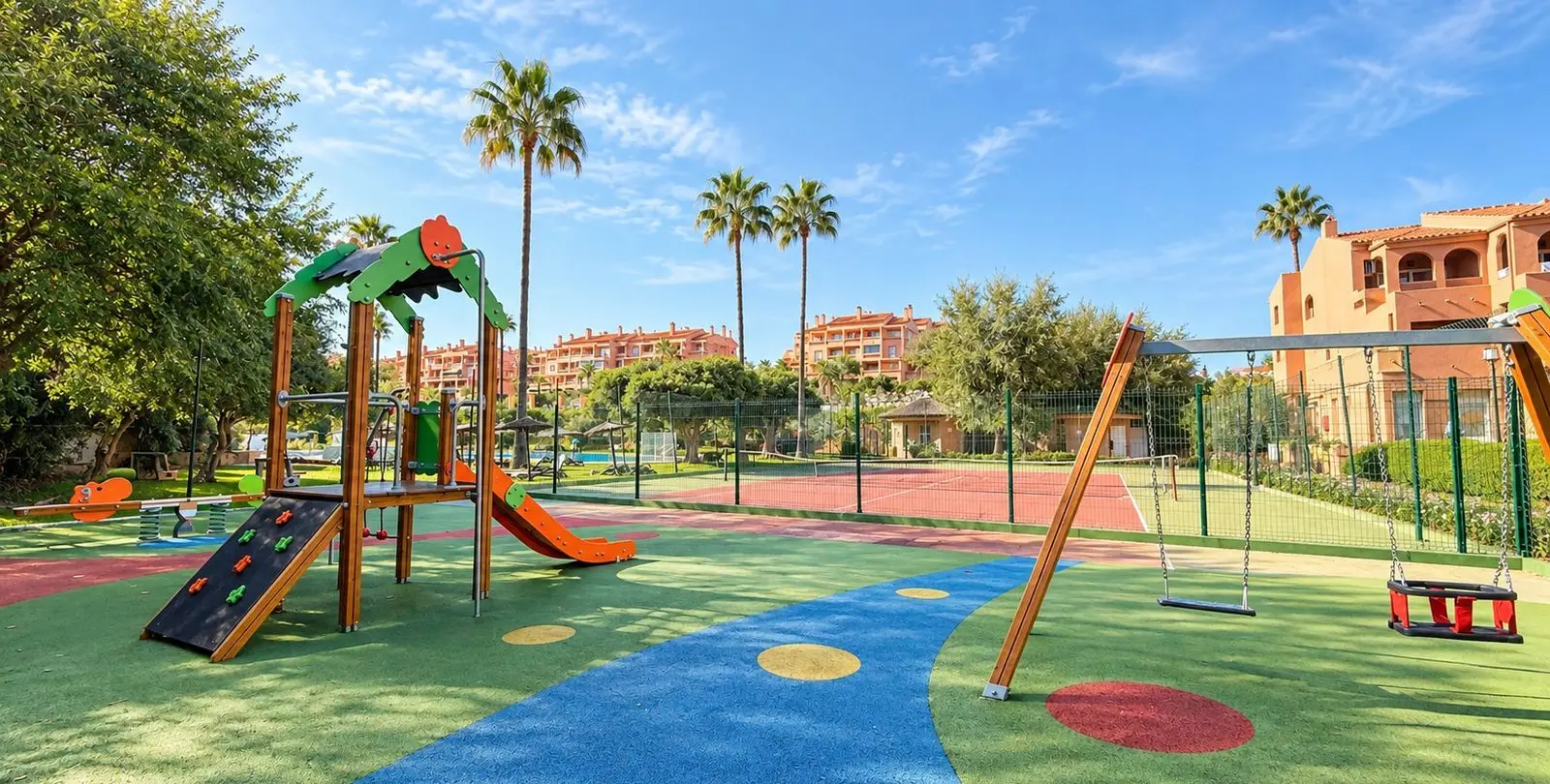 Sale of townhouse in El Faro 20