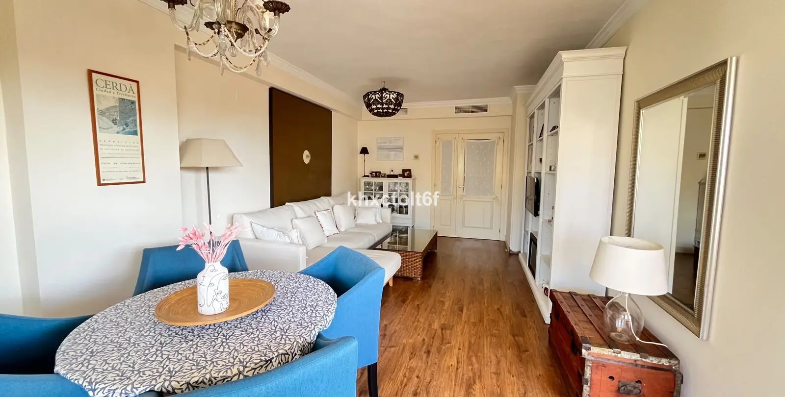 Venta de apartamento en planta media en Bahía de Marbella 8